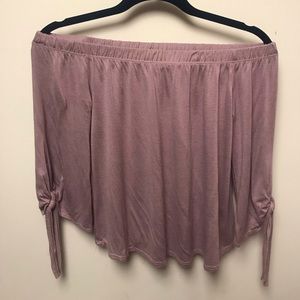 Off the shoulder purple 3/4 sleeve top!
